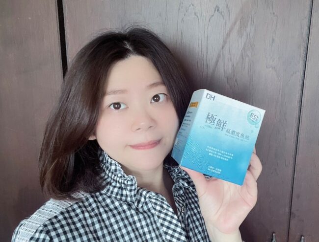 ✨極鮮高濃度魚油-來自挪威的頂級新鮮魚油🐟✨✅提供人體黃金比例 → EPA：DHA = 3：2，SGS檢驗 Omega-3 含量高達94%，業界最低氧化指標✅天然rTG型式，小分子好吸收✅榮獲4大永續認證 → 配額管理、不過度捕撈✅鋁片密封、獨立包裝，維持魚油新鮮度