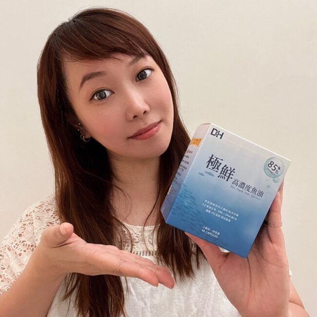 ✨極鮮高濃度魚油-來自挪威的頂級新鮮魚油🐟✨✅提供人體黃金比例 → EPA：DHA = 3：2，SGS檢驗 Omega-3 含量高達94%，業界最低氧化指標✅天然rTG型式，小分子好吸收✅榮獲4大永續認證 → 配額管理、不過度捕撈✅鋁片密封、獨立包裝，維持魚油新鮮度