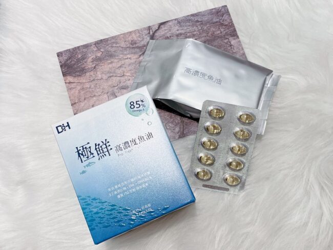 ✨極鮮高濃度魚油-來自挪威的頂級新鮮魚油🐟✨✅提供人體黃金比例 → EPA：DHA = 3：2，SGS檢驗 Omega-3 含量高達94%，業界最低氧化指標✅天然rTG型式，小分子好吸收✅榮獲4大永續認證 → 配額管理、不過度捕撈✅鋁片密封、獨立包裝，維持魚油新鮮度