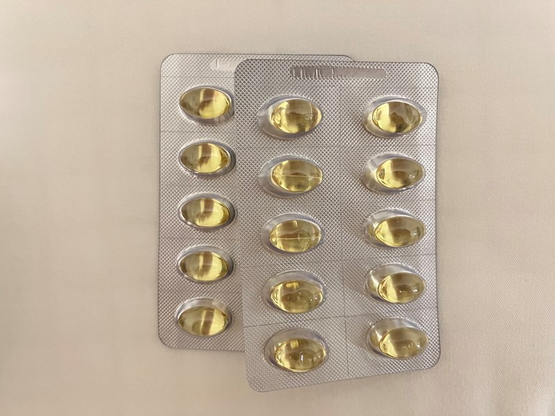 ✨極鮮高濃度魚油-來自挪威的頂級新鮮魚油🐟✨✅提供人體黃金比例 → EPA：DHA = 3：2，SGS檢驗 Omega-3 含量高達94%，業界最低氧化指標✅天然rTG型式，小分子好吸收✅榮獲4大永續認證 → 配額管理、不過度捕撈✅鋁片密封、獨立包裝，維持魚油新鮮度