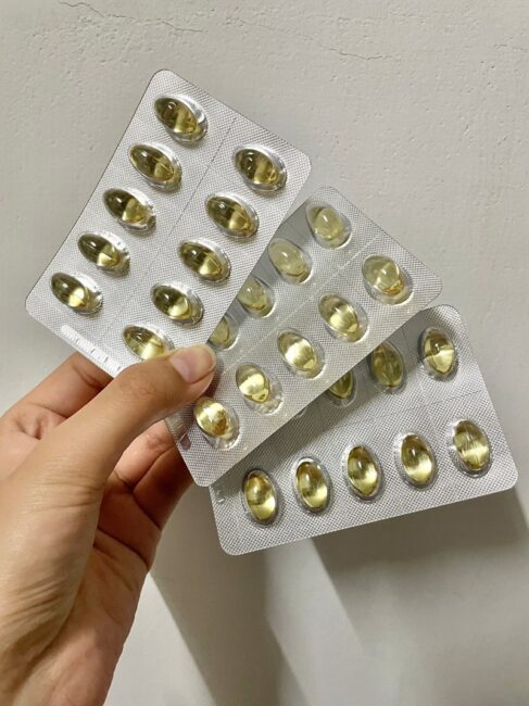 ✨高濃度魚油-來自挪威的頂級新鮮魚油🐟✨✅提供人體黃金比例 → EPA：DHA = 3：2，SGS檢驗 Omega-3 含量高達94%，業界最低氧化指標✅天然rTG型式，小分子好吸收✅榮獲4大永續認證 → 配額管理、不過度捕撈✅鋁片密封、獨立包裝，維持魚油新鮮度